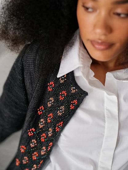 Laine Publishing, Beaded Colourwork I a Modern Approach to Knitting with Beads