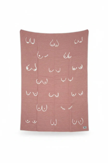 Belpo Boobies Plaid Darkpink/White 130x180cm 75% wol en 25% cotton