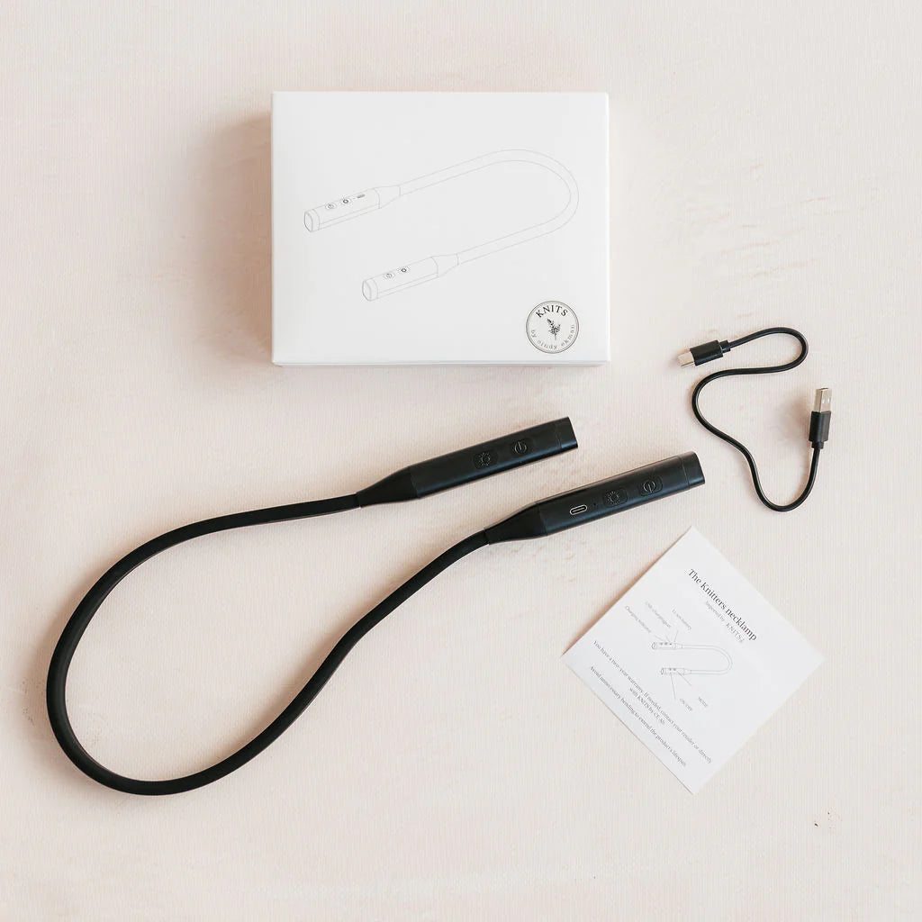 Knits by ce AB Breilamp voor om de nek