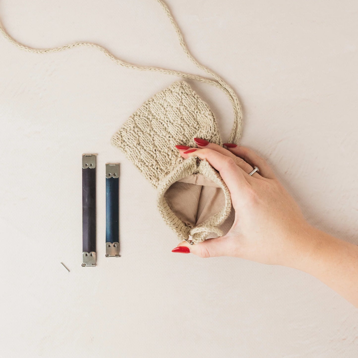 Knits by Cindy Ekman - Internal Flex Frame Clips