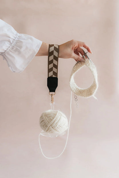 Knits by Cindy Ekman The Knits yarn buddy