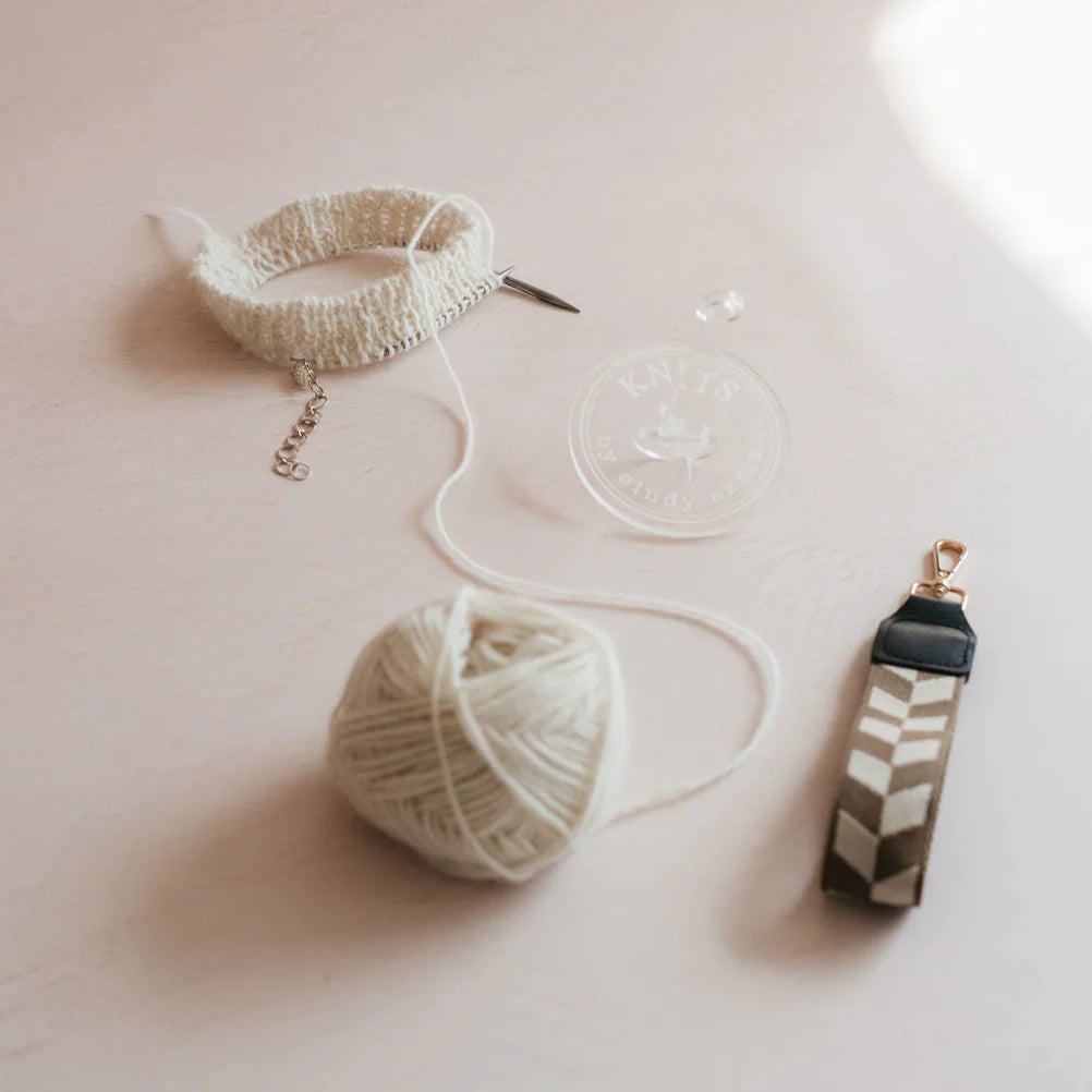 Knits by Cindy Ekman The Knits yarn buddy