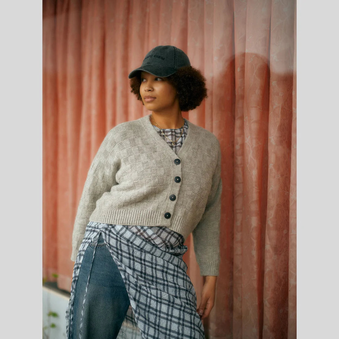 Laine Publishing, My City, My Stitches: 15 relaxed knits