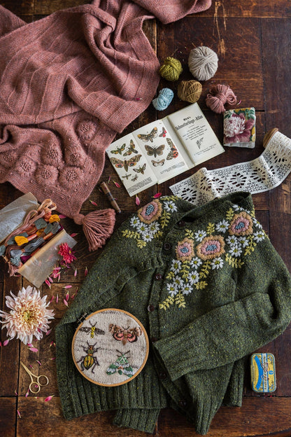Embroidery on knits, Judith Gummlich
